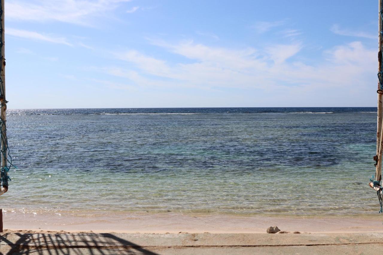 Belle'S Beach Resort Bolinao Екстериор снимка